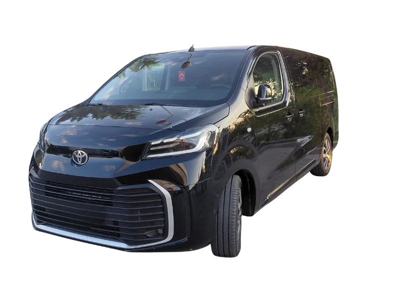 تويوتا بروايس Chauffeured Rental
